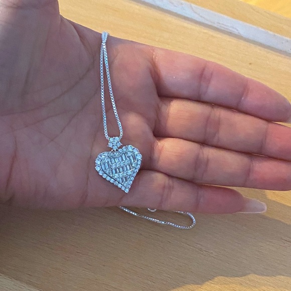 Heart Of The Deal 925 Silver Pendant W White Sapphire - Picture 14 of 15